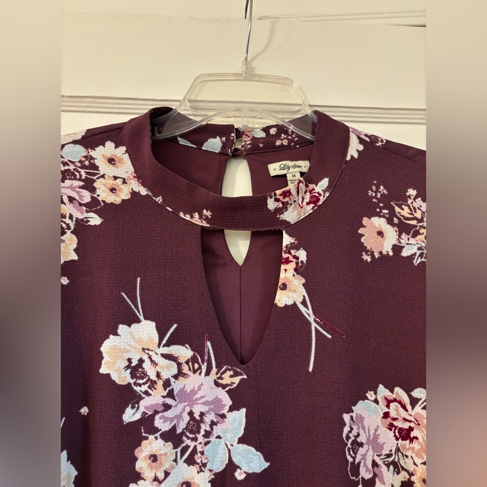 Burgundy Floral Skater Dress Bell Sleeves Keyhole Neck Plus Size 1X - Picture 3 of 13